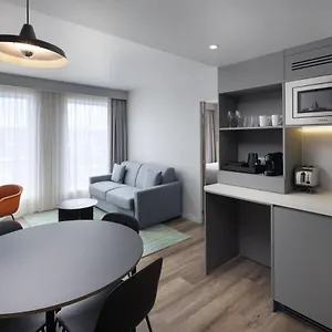 酒店 By Marriott Paris Charles De Gaulle Airport, 鲁瓦西昂法兰西