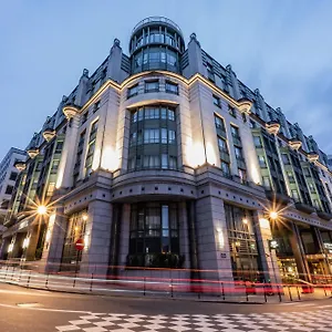 Otel Radisson Collection Grand Place