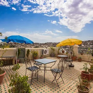 Zina - Elegance In The Heart Of Riad Fez
