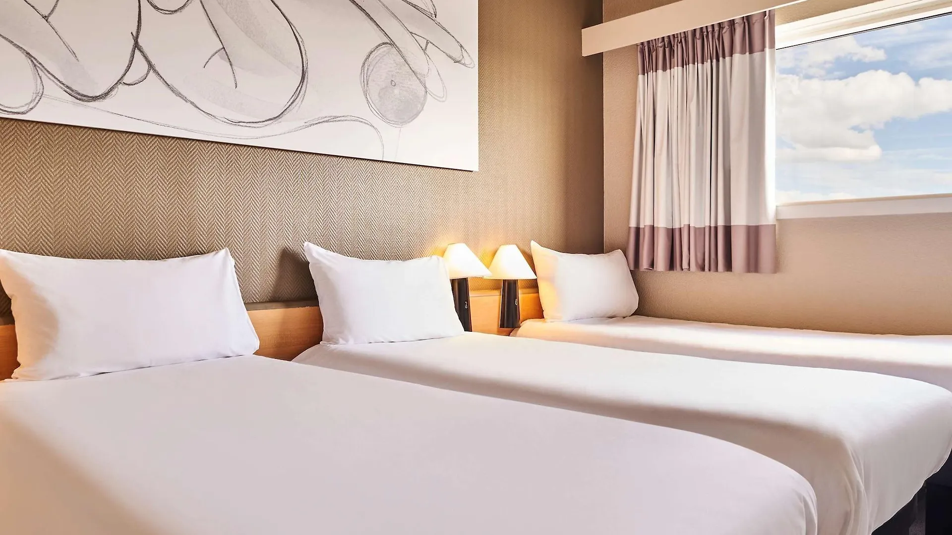 Ibis Paris Porte De Montreuil France
