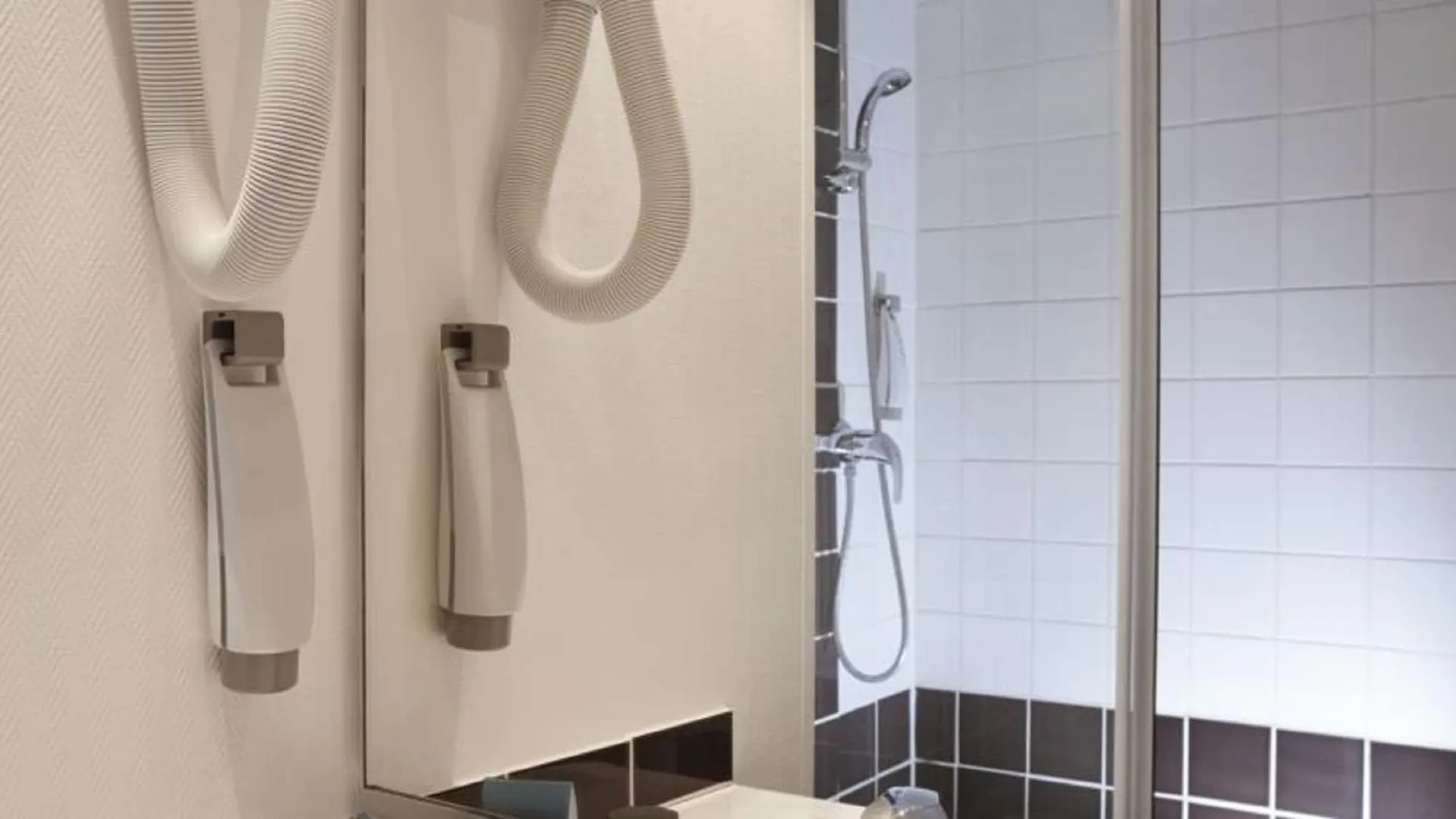 Ibis Paris Porte De Montreuil