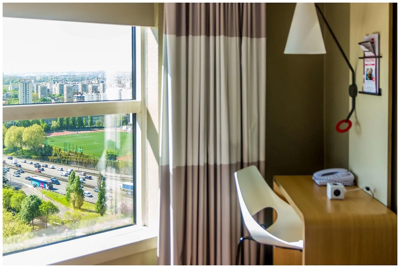 Ibis Paris Porte De Montreuil